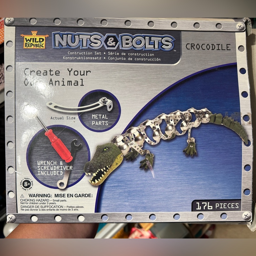 Wild Republic Nuts & Bolts Crocodile Building Set - Green and Silver
